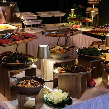 Peninsula Boutique Hotel