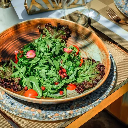 Peninsula Boutique Hotel 4*