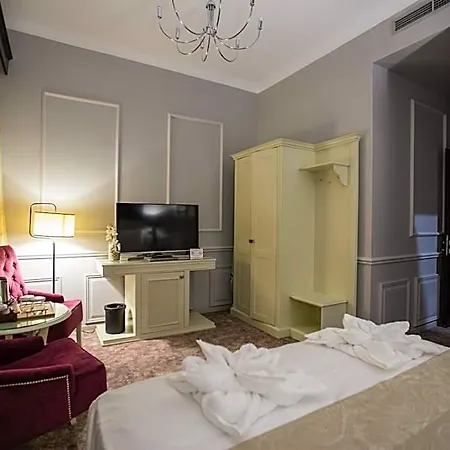 Hotel Peninsula Boutique 4*